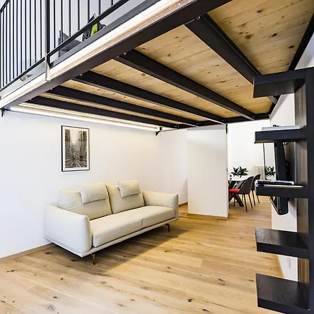 Loft La Sedia Rossa - Centro Storico-2